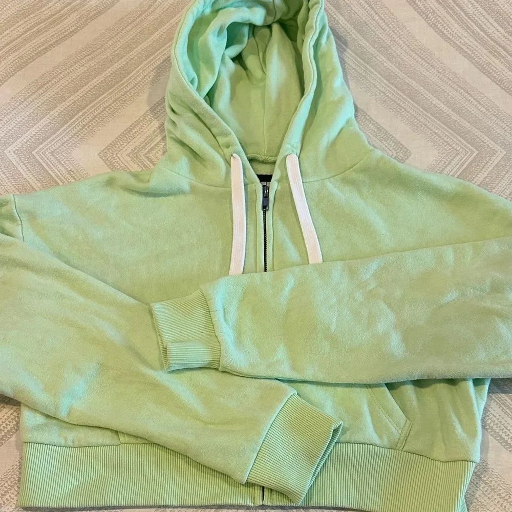 Katie J NYC Girls Lime Green Hooded Cropped Sweatshirt - Size XL